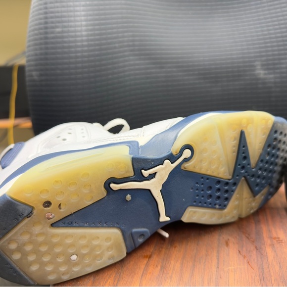 Air Jordan 6 retro " midnight navy" 2022 White/Blue Baskettball Shoe - Picture 11 of 13